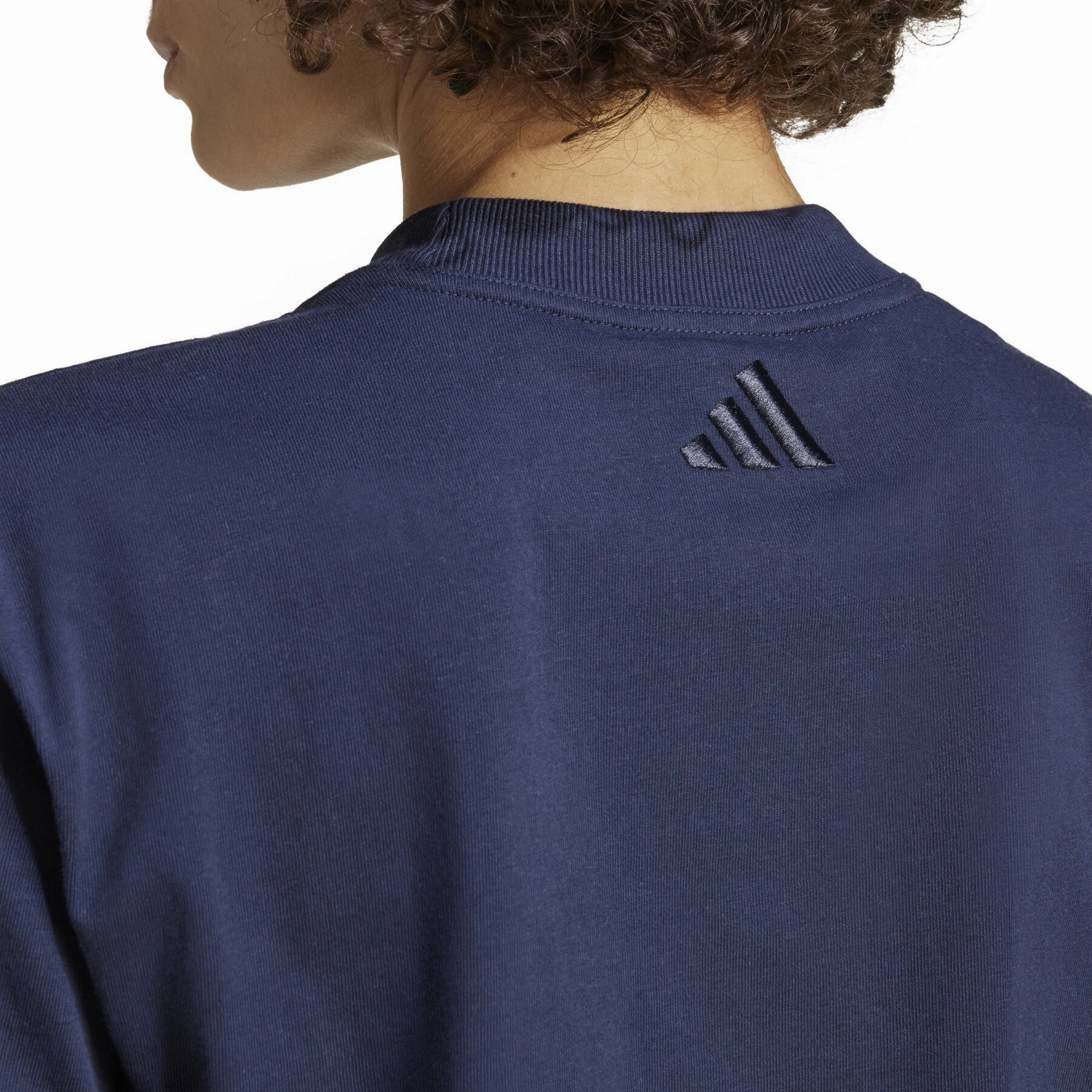 ADIDAS WOMEN'S ALL SZN GRAPHIC NAVY TEE
