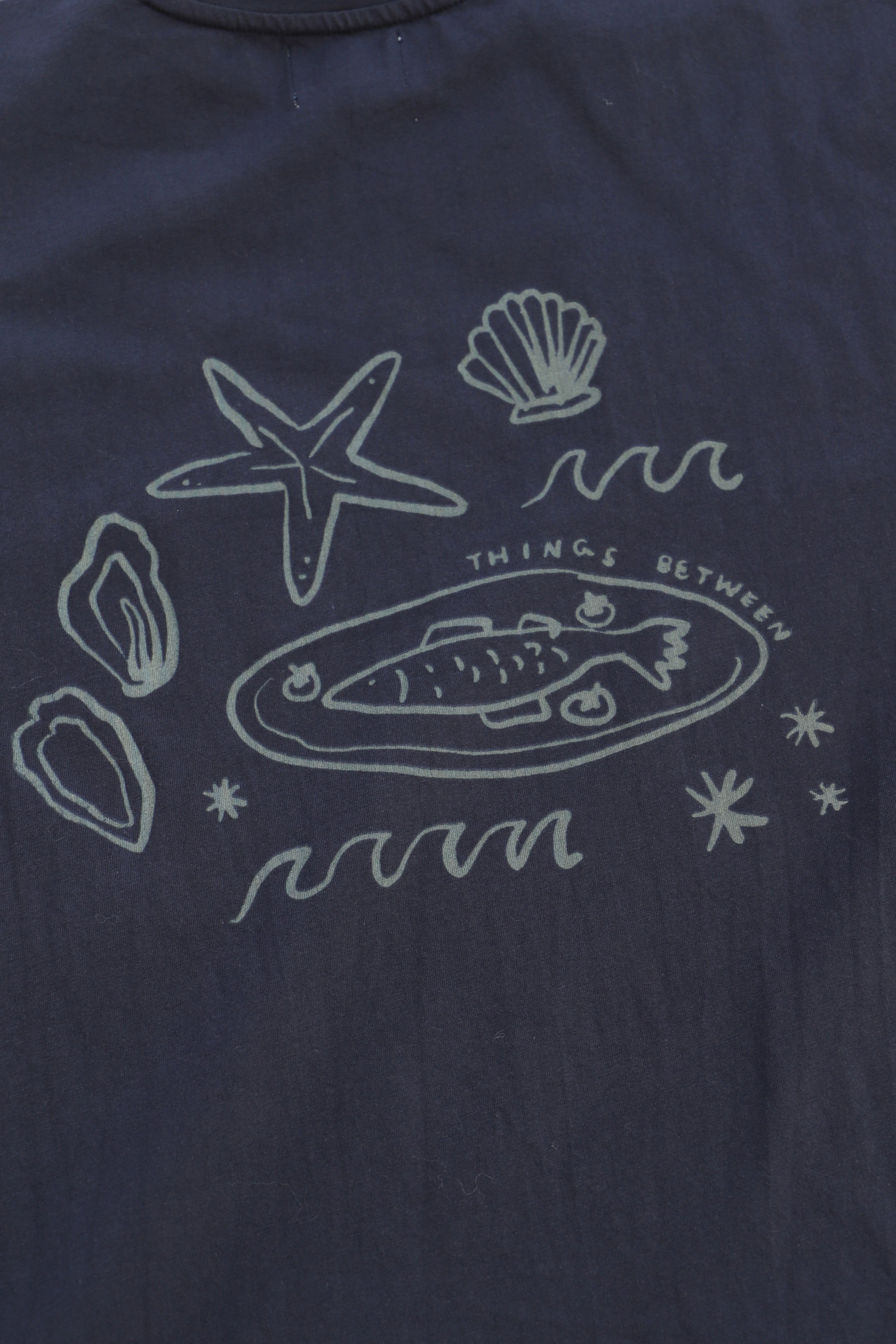 GRAPHIC TEE