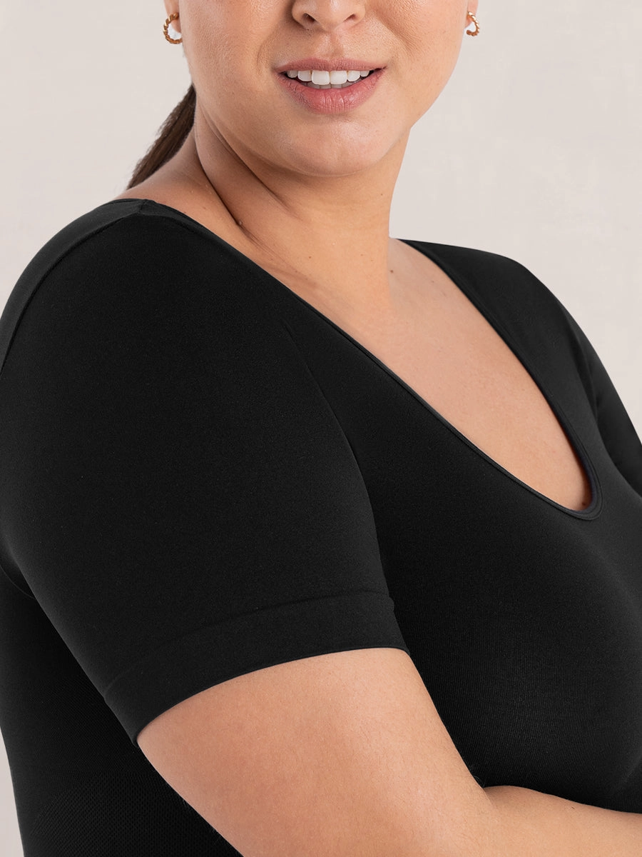 Shapermint Essentials All Day Every Day Short Sleeve Shaping T-Shirt - Wear Test