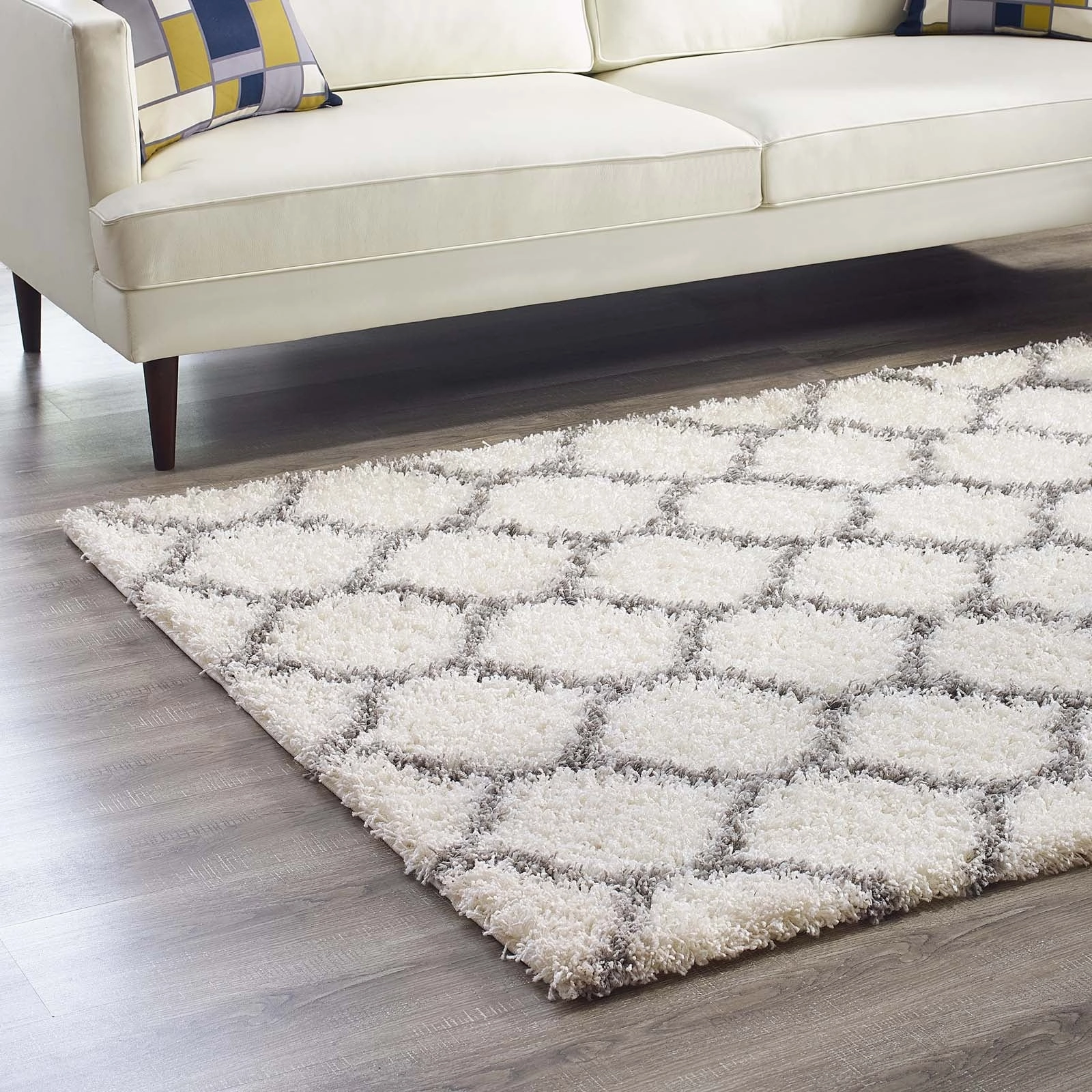 Solvea Moroccan Trellis Shag Area Rug by Modway