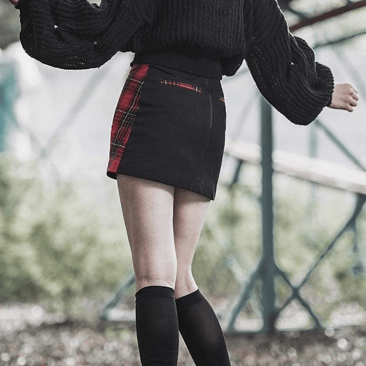 Women's Double-colored Irregular Hem Skinny Plaid Skirt