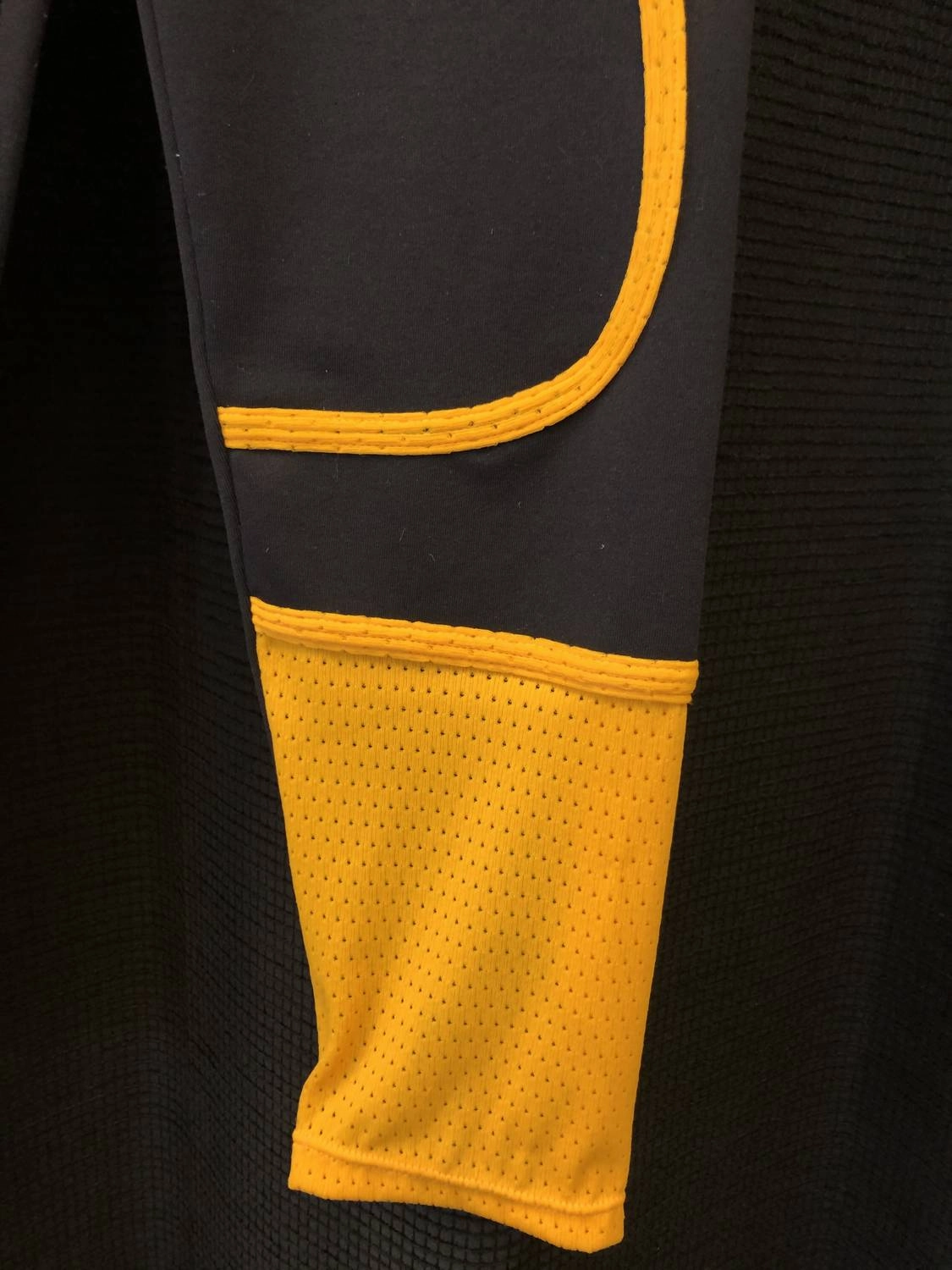 Women's Mesh Spin Leggings In Black/yellow